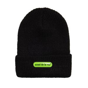 ADLV EMBO LOGO WAPPEN BEANIE BLACK